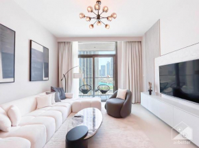 Luxury & Elegance at Burj Crown Downtown